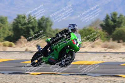 media/Nov-06-2022-SoCal Trackdays (Sun) [[208d2ccc26]]/Turn 7 Set 2 (1050am)/